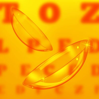 Brillen und Kontaktlinsen korrigieren Kurzsichtigkeit